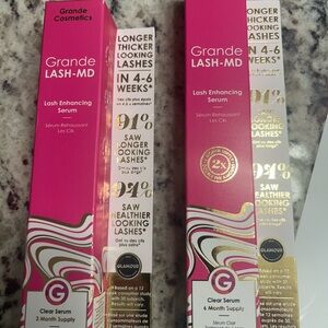 2 Grande Lash: 1 jumbo and 1 regular